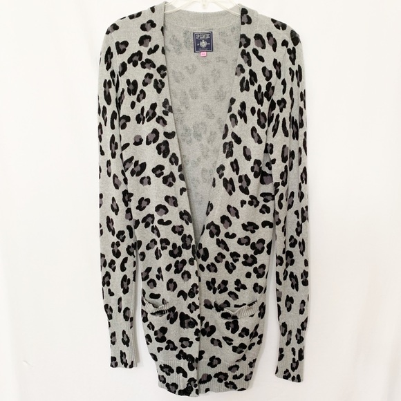 Victoria’s Secret PINK Leopard Cardigan - Picture 2 of 8